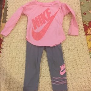 Nike outfit - 2T toddler girls